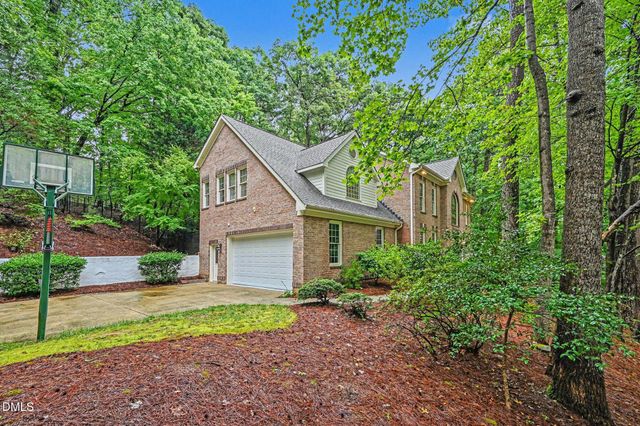 101 Collinson Drive, Chapel Hill, NC 27514