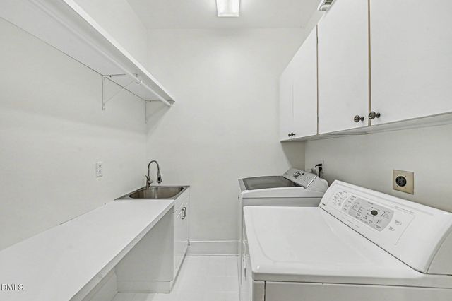 101 Collinson Drive, Chapel Hill, NC 27514
