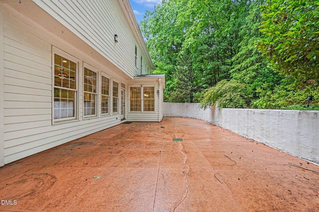 101 Collinson Drive, Chapel Hill, NC 27514