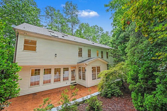 101 Collinson Drive, Chapel Hill, NC 27514