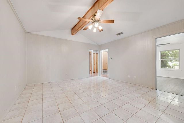6536 Wakefield Road, North Richland Hills, TX 76182