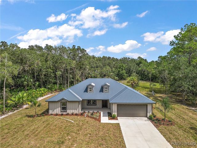 12052 W Wildflower Street, Crystal River, FL 34428