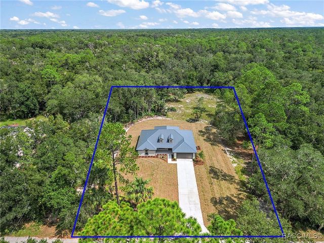 12052 W Wildflower Street, Crystal River, FL 34428