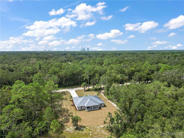 12052 W Wildflower Street, Crystal River, FL 34428