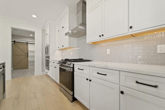 9343 Iris Drive, St. John, IN 46373