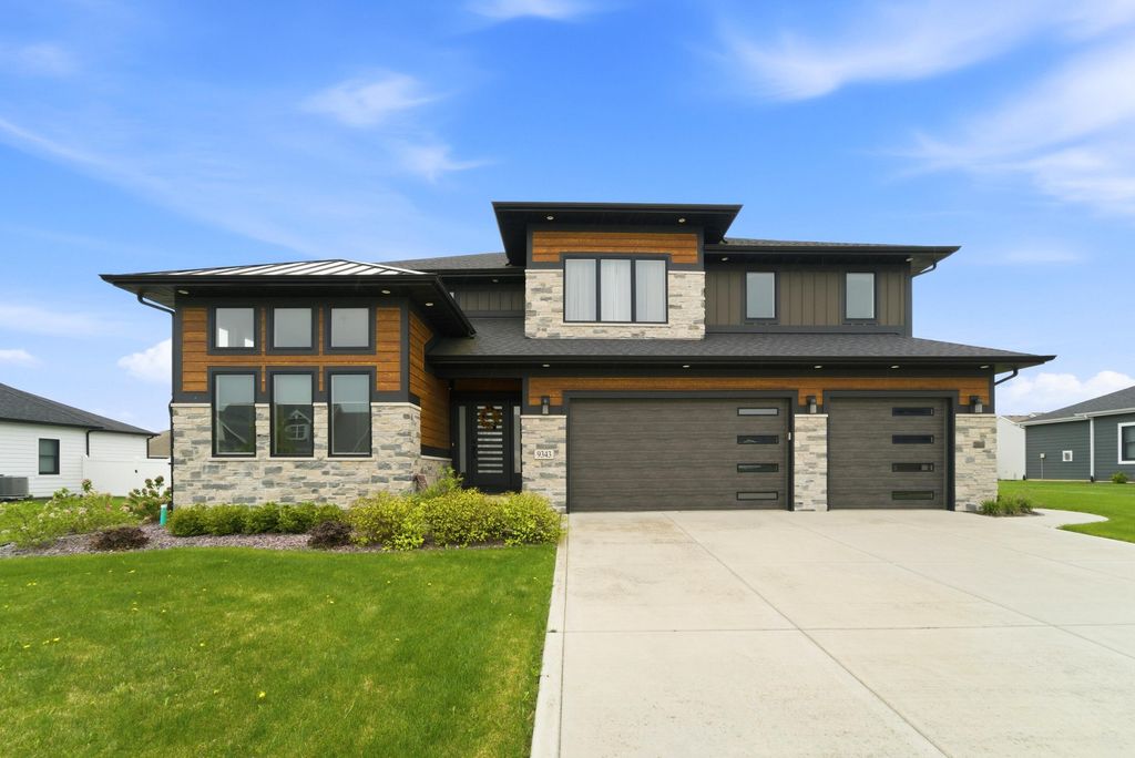 9343 Iris Drive, St. John, IN 46373