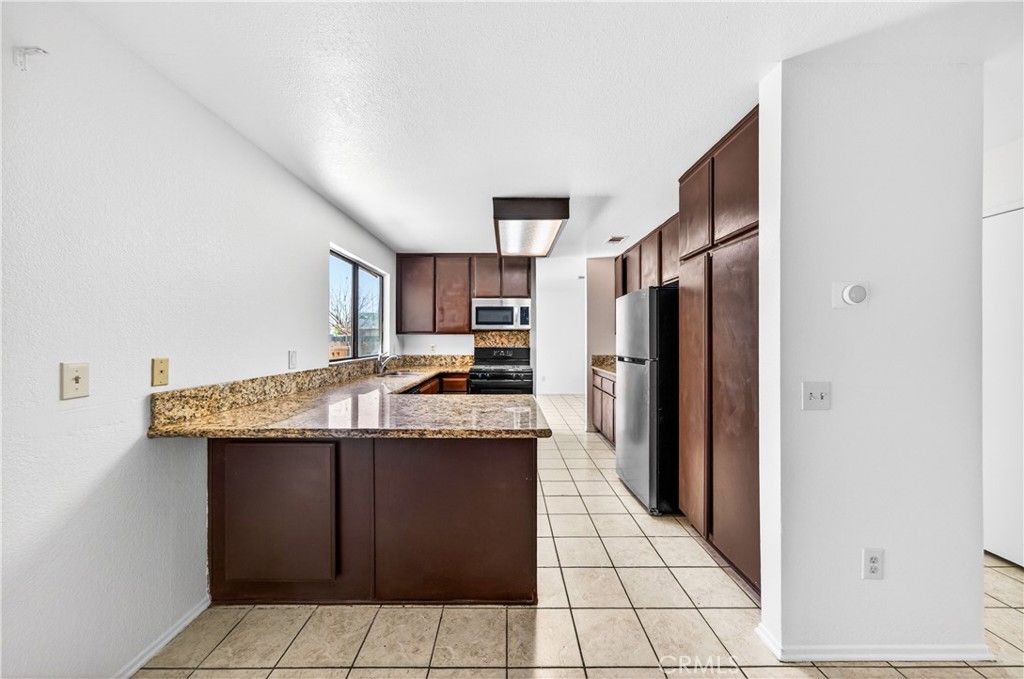 Image 12 of property listing at 580 Wimbledon, San Jacinto, CA 92583