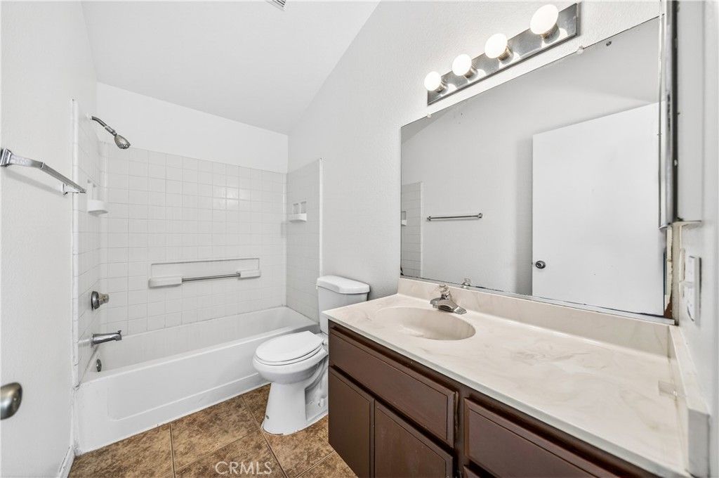 Image 28 of property listing at 580 Wimbledon, San Jacinto, CA 92583