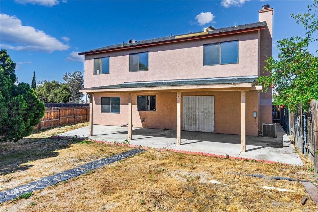 Image 35 of property listing at 580 Wimbledon, San Jacinto, CA 92583