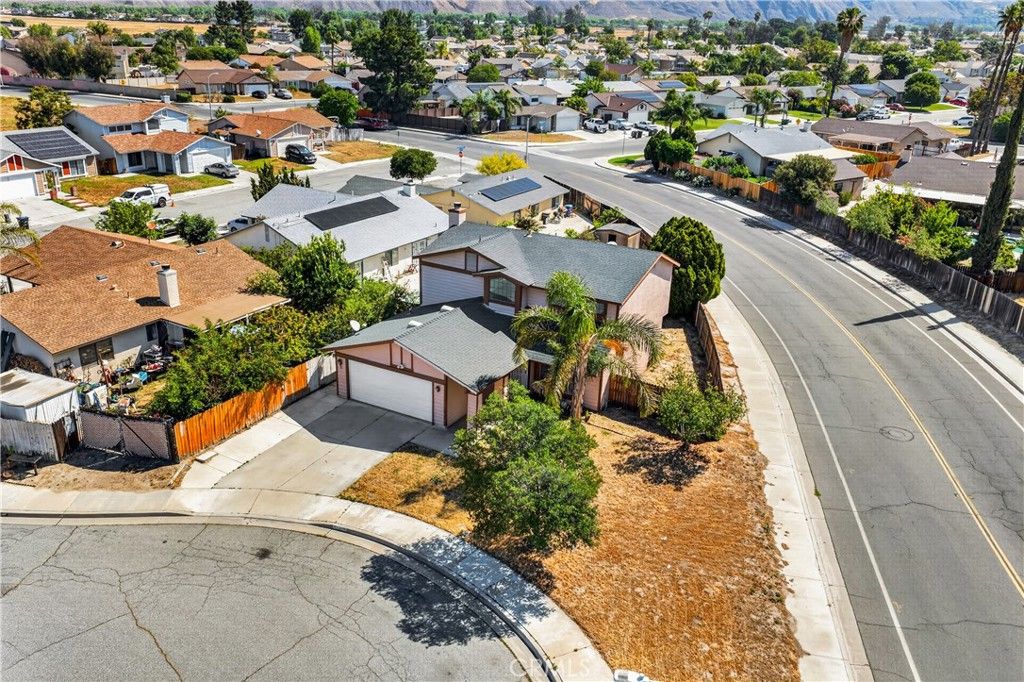 Image 41 of property listing at 580 Wimbledon, San Jacinto, CA 92583