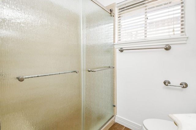 7506 Creekwood Drive, Houston, TX 77063