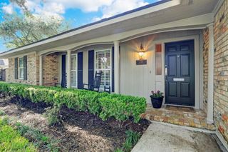 7506 Creekwood Drive, Houston, TX 77063