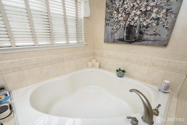 133 Briarwood Drive, Little Egg Harbor, NJ 08087