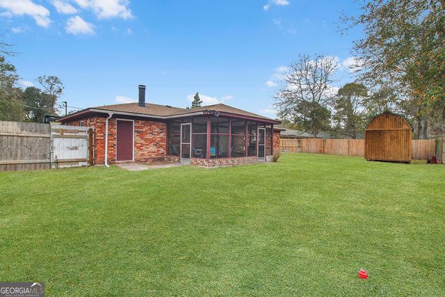 1046 Live Oak Drive, Hinesville, GA 31313