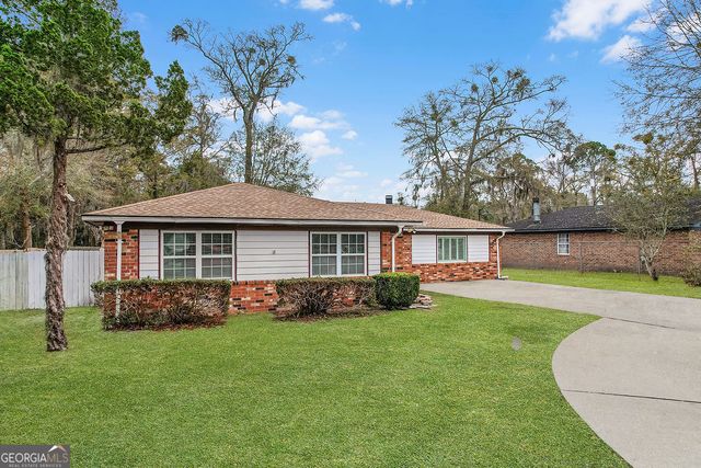 1046 Live Oak Drive, Hinesville, GA 31313