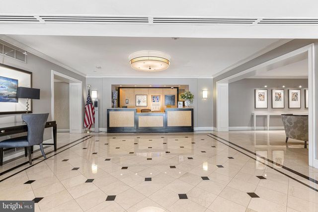 4601 N Park Ave Apt 702, Chevy Chase, MD 20815