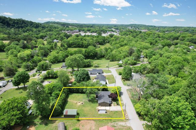 811 Tennal Street, Athens, TN 37303