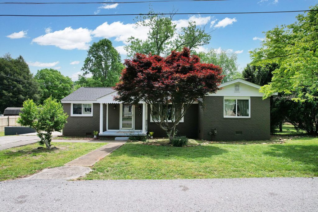 811 Tennal Street, Athens, TN 37303