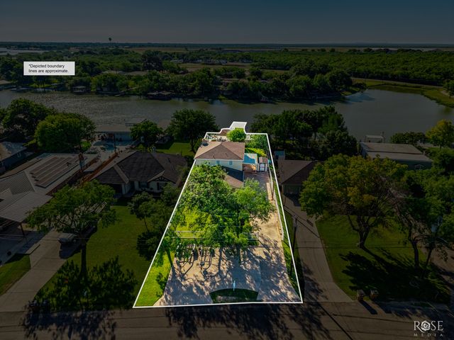 2528 Sleepy Hollow Road, San Angelo, TX 76904