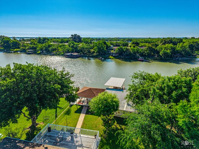 2528 Sleepy Hollow Road, San Angelo, TX 76904