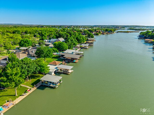 2528 Sleepy Hollow Road, San Angelo, TX 76904