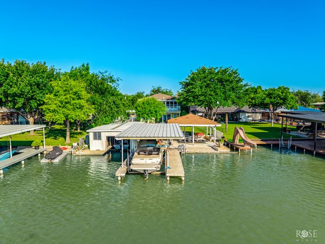 2528 Sleepy Hollow Road, San Angelo, TX 76904