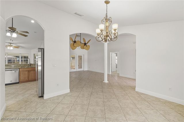 375 Parker Street NE, Lake Placid, FL 33852