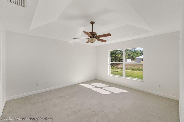 375 Parker Street NE, Lake Placid, FL 33852
