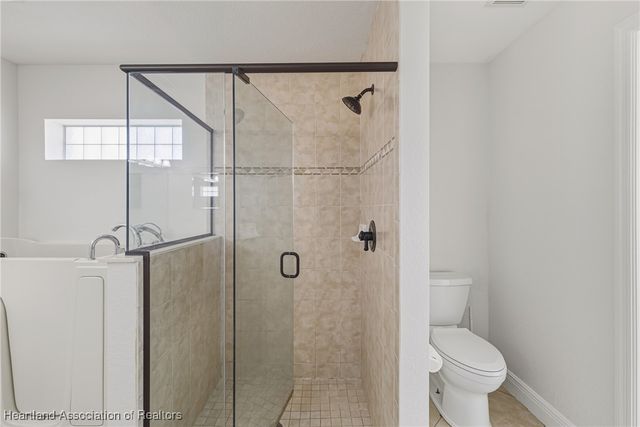 375 Parker Street NE, Lake Placid, FL 33852