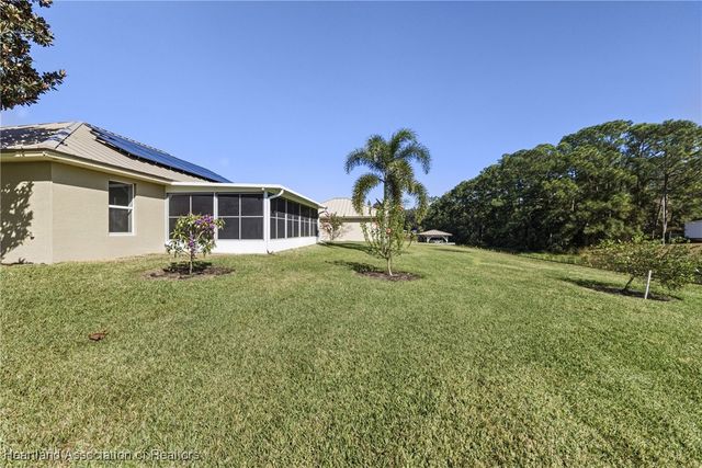 375 Parker Street NE, Lake Placid, FL 33852