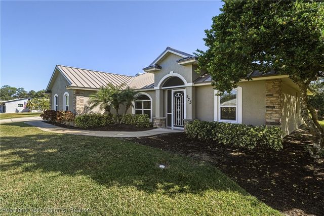 375 Parker Street NE, Lake Placid, FL 33852