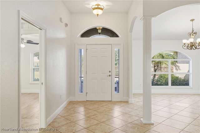 375 Parker Street NE, Lake Placid, FL 33852