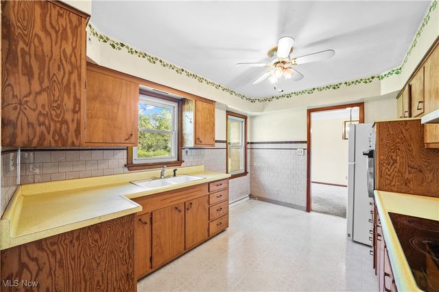 982 W Garfield Road, Aurora, OH 44202