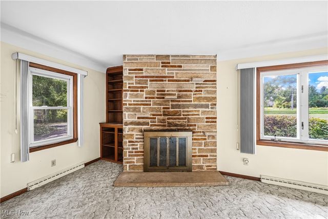 982 W Garfield Road, Aurora, OH 44202