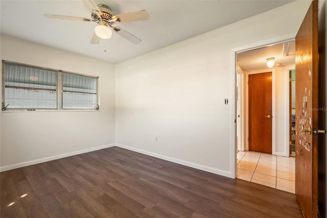 10570 127TH AVENUE, Largo, FL 33773