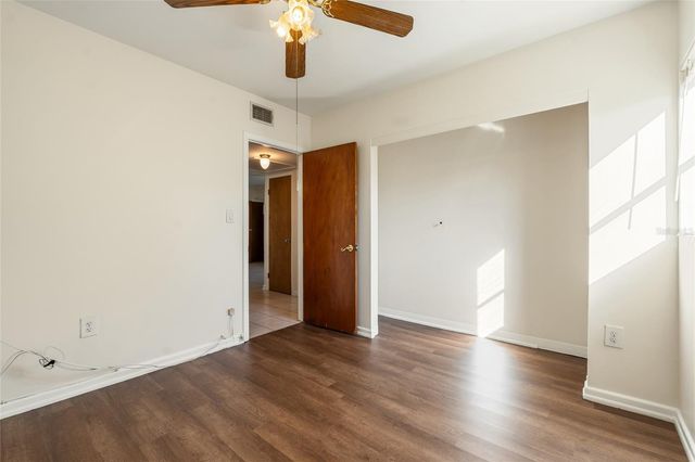 10570 127TH AVENUE, Largo, FL 33773