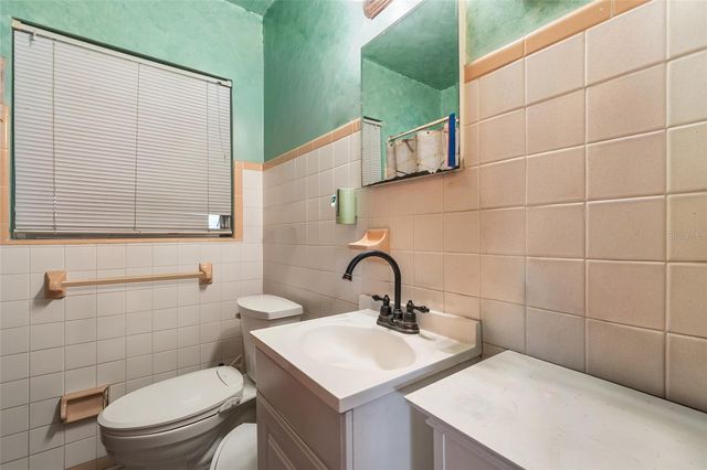 10570 127TH AVENUE, Largo, FL 33773