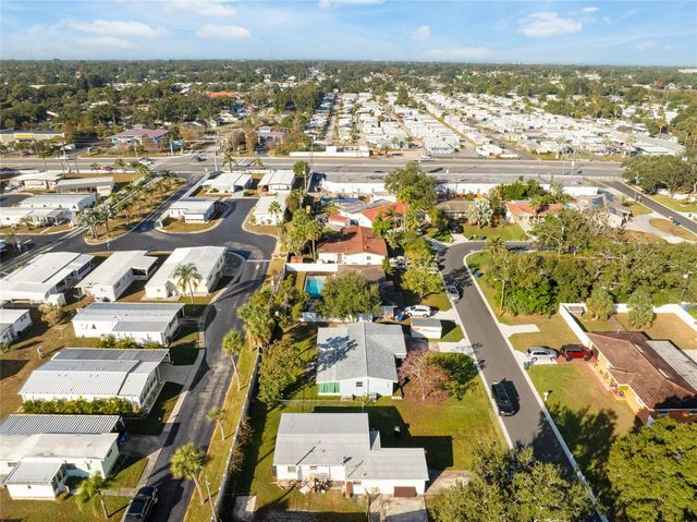 10570 127TH AVENUE, Largo, FL 33773