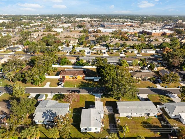 10570 127TH AVENUE, Largo, FL 33773