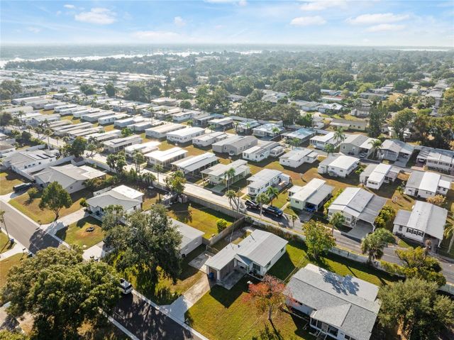 10570 127TH AVENUE, Largo, FL 33773