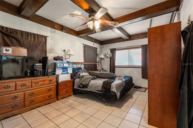 10570 127TH AVENUE, Largo, FL 33773