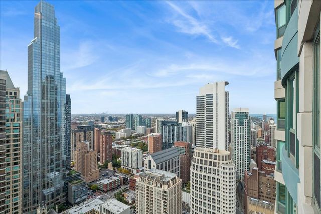 100 E Huron Street 3901, Chicago, IL 60611