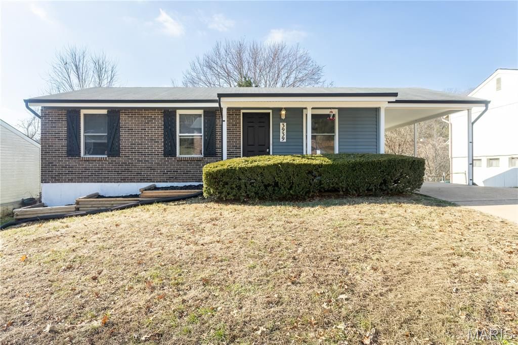 3939 Hawthorn Drive, Imperial, MO 63052
