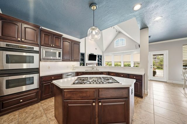 8507 Forest Lane, Sugar Land, TX 77479