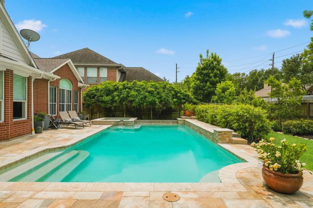 8507 Forest Lane, Sugar Land, TX 77479