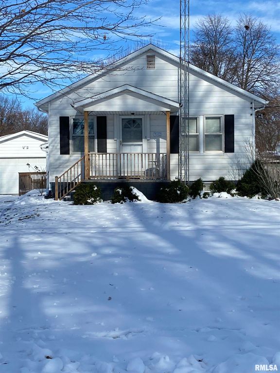 712 E BIRCH Street, New Berlin, IL 62670
