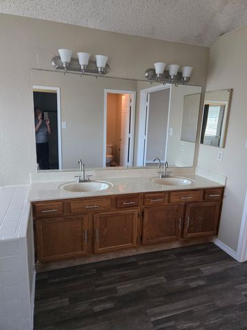 1203 White Drive, Cedar Hill, TX 75104