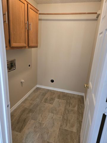 1203 White Drive, Cedar Hill, TX 75104