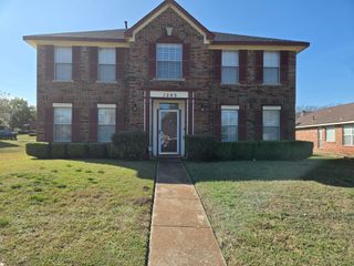 1203 White Drive, Cedar Hill, TX 75104