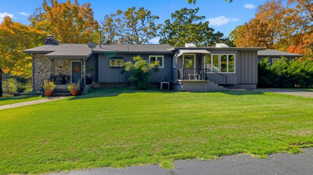 136 Looney Lane, Pontiac, MO 65729